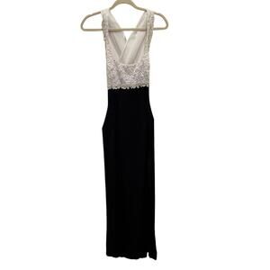 Vintage 1990's Formal Evening Gown Prom Party Classic Collectable Old Hollywood